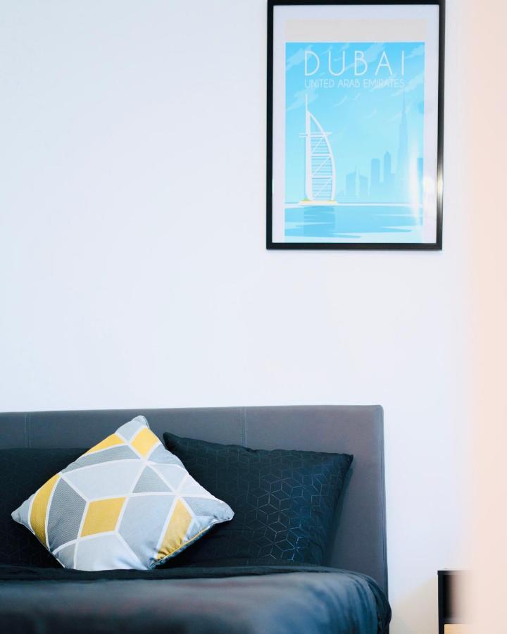 Bella Luna Ii: Elegant Center With Free Parking * Troyes
